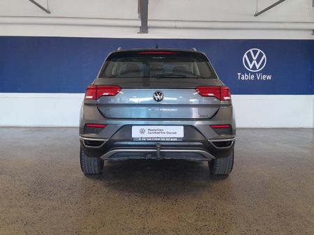 2021-Volkswagen-T-Roc-20-TSI-Design-4Motion-Auto_4