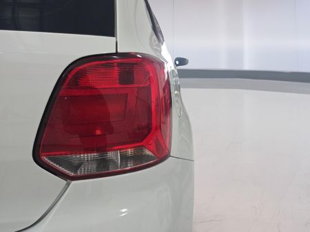 2023-Volkswagen-Polo-Vivo-14-Trendline-5-dr_11