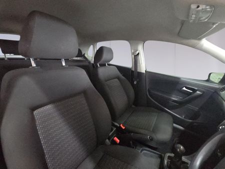 2023-Volkswagen-Polo-Vivo-14-Trendline-5-dr_15