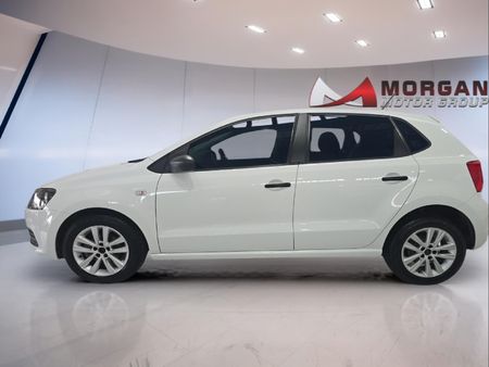 2023-Volkswagen-Polo-Vivo-14-Trendline-5-dr_3