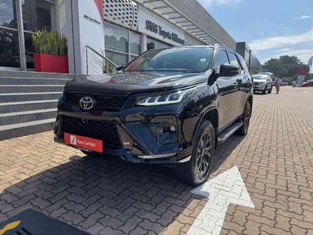 2025-Toyota-Fortuner-28GD-6-4x4-GR-S-Auto_26