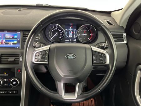 2017-Land-Rover-Discovery-Sport-20i4-D-HSE_12