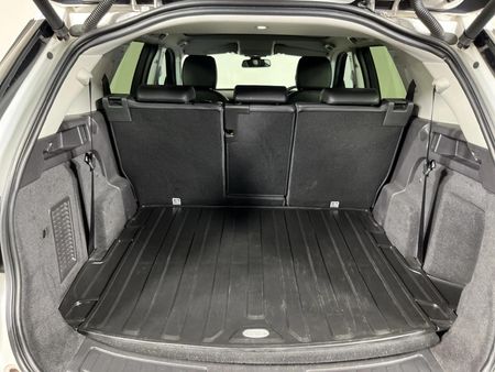 2017-Land-Rover-Discovery-Sport-20i4-D-HSE_14
