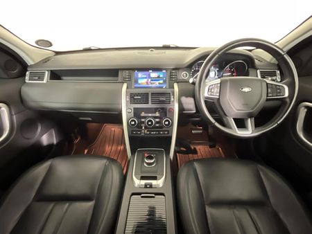 2017-Land-Rover-Discovery-Sport-20i4-D-HSE_1