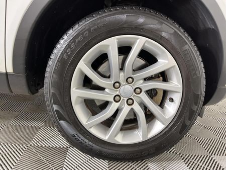 2017-Land-Rover-Discovery-Sport-20i4-D-HSE_5
