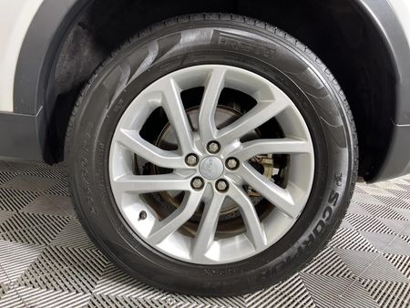 2017-Land-Rover-Discovery-Sport-20i4-D-HSE_6