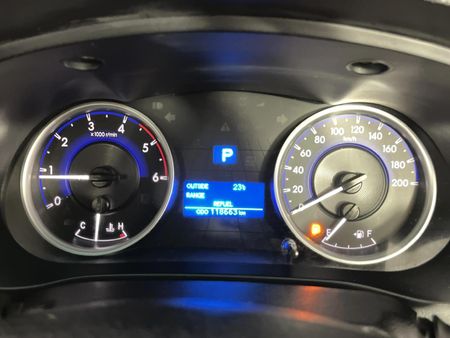 2019-Toyota-Hilux-24-GD-6-Raised-Body-SRX-Auto-Double-Cab_2