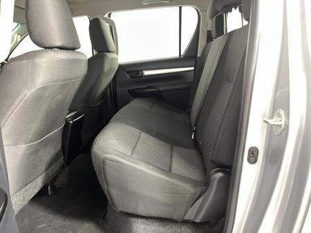 2019-Toyota-Hilux-24-GD-6-Raised-Body-SRX-Auto-Double-Cab_3