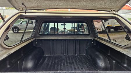 2009-Ford-Ranger-25-TD-Hi-Trail-Double-Cab_19