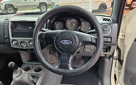 2009-Ford-Ranger-25-TD-Hi-Trail-Double-Cab_34