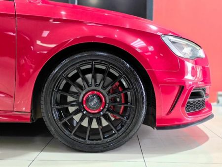 2015-Audi-S3-Sportback-quattro-Auto_9