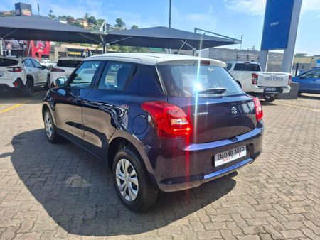 2023-Suzuki-Swift-12-GL-Auto_4