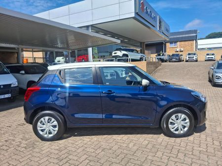 2023-Suzuki-Swift-12-GL-Auto_7