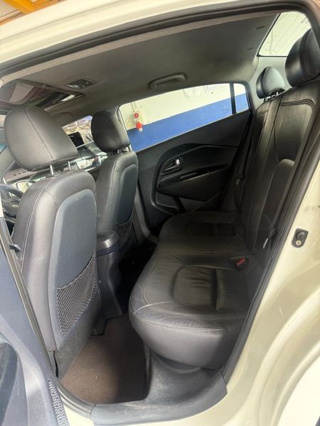 2018-Kia-Rio-2018-Kia-Rio-Sedan-14-AUTO_12
