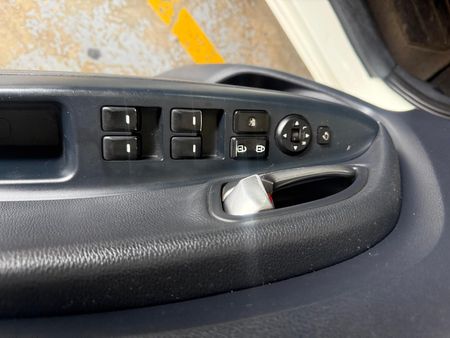 2018-Kia-Rio-2018-Kia-Rio-Sedan-14-AUTO_13