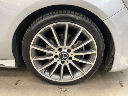 2016-Mercedes-Benz-A-Class-A-200-AMG_8