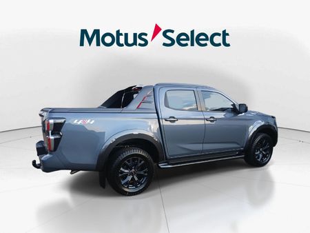 2026-Isuzu-D-Max-30-DDI-V-Cross-HR-4x4-Auto-Double-Cab_6