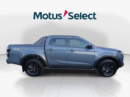 2026-Isuzu-D-Max-30-DDI-V-Cross-HR-4x4-Auto-Double-Cab_7