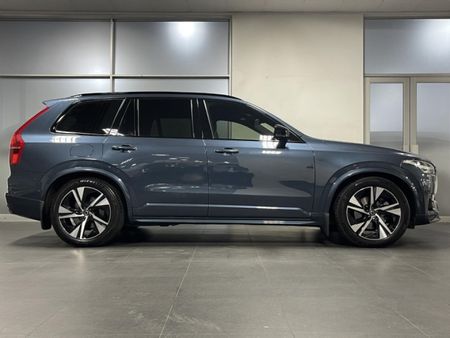 2022-Volvo-XC90-B6-Inscription-AWD_4