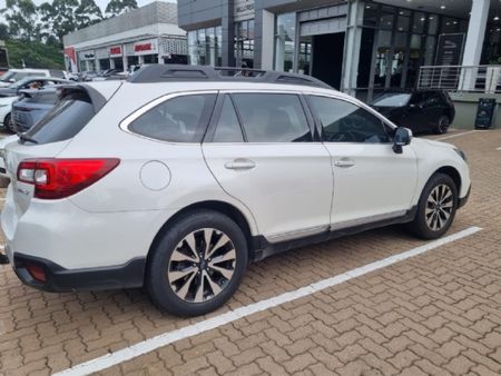 2015-Subaru-Outback-25i-S-Auto_2