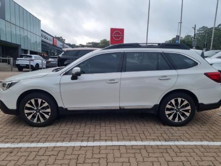 2015-Subaru-Outback-25i-S-Auto_3