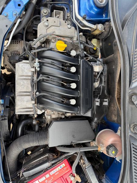 2006-Renault-Clio-14-Expression-Auto_10