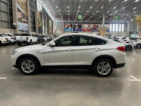 2017-BMW-X4-xDrive20d_3