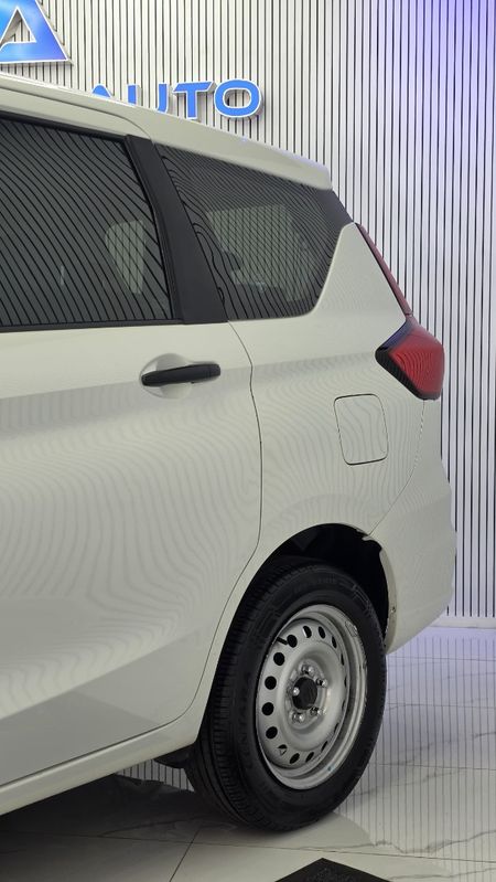 2024-Suzuki-Ertiga-15-GA_6