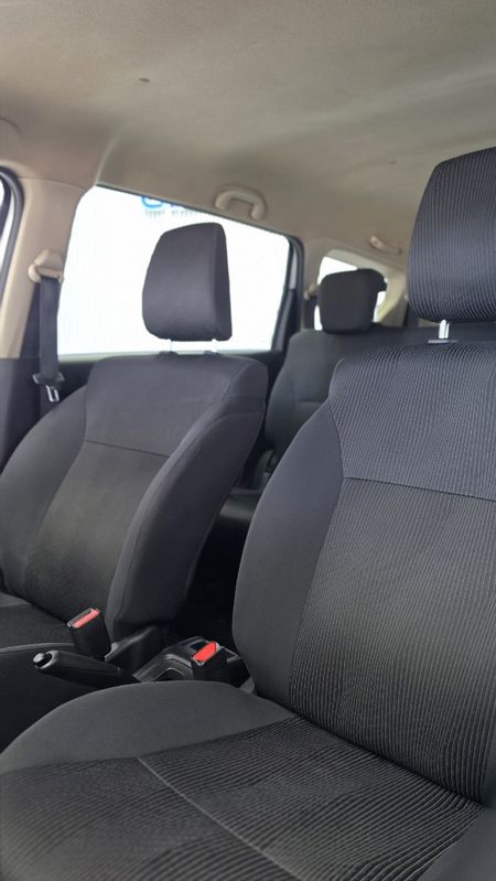 2024-Suzuki-Ertiga-15-GA_8