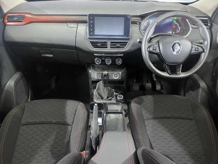2026-Renault-Kiger-10T-Intens_13