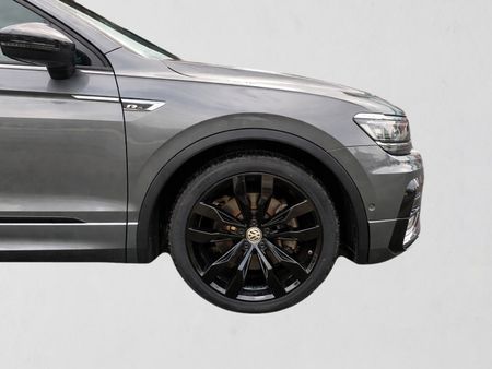 2020-Volkswagen-Tiguan-20-TSI-Highline-4Motion-Auto_16
