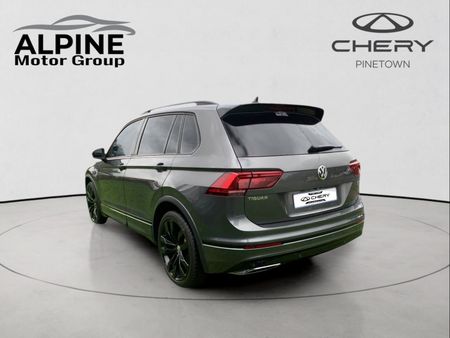 2020-Volkswagen-Tiguan-20-TSI-Highline-4Motion-Auto_4