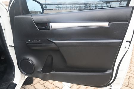 2019-Toyota-Hilux-24-GD-Single-Cab_4