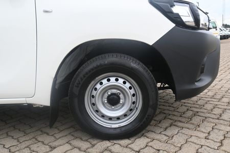 2019-Toyota-Hilux-24-GD-Single-Cab_7