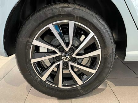 2026-Volkswagen-Polo-Vivo-14-Life_12