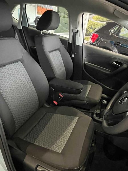 2026-Volkswagen-Polo-Vivo-14-Life_8
