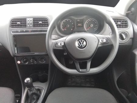 2025-Volkswagen-Polo-Vivo-14_10