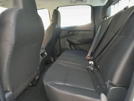 2026-Isuzu-D-Max-19-DDI-HR-L-Double-Cab_14