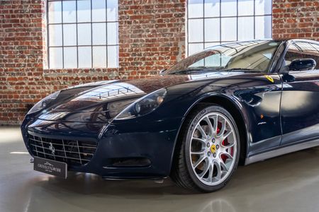 2006-Ferrari-612-Scaglietti_13