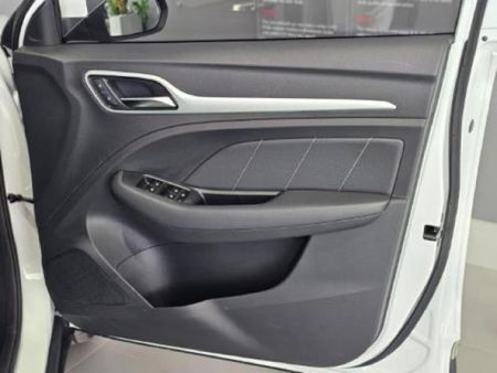 2026-MG-ZS-15-Com-Auto_14