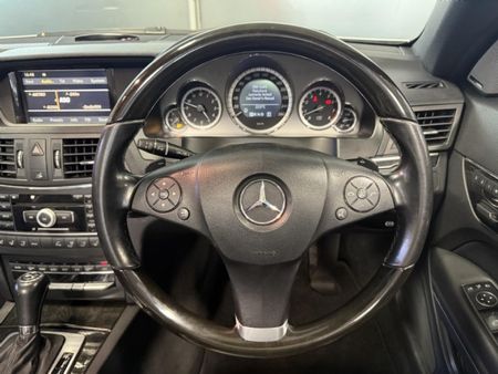 2010-Mercedes-Benz-E-Class-E-500-Cabriolet_15
