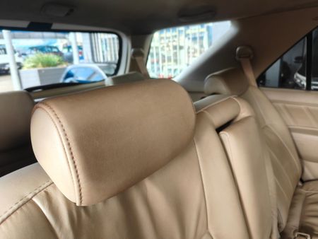 2012-Toyota-Fortuner-30-D-4D-Raised-Body_15
