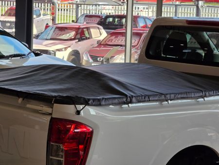 2025-Nissan-Navara-25-DDTi-SE-Single-Cab_8