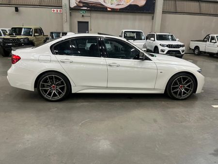 2018-BMW-3-Series-320d-M-Sport-Auto_7