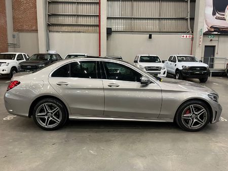 2019-Mercedes-Benz-C-Class-C-200-Auto_1