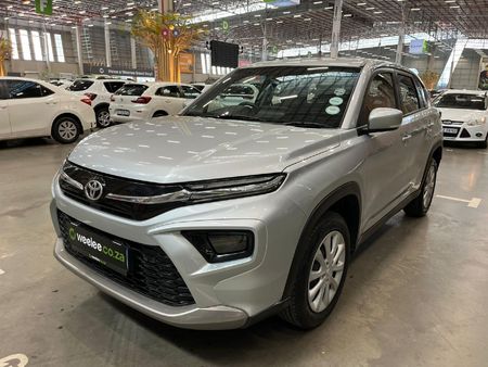 2025-Toyota-Urban-Cruiser-15-XS_2