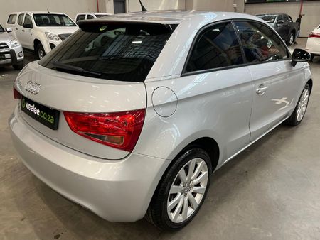 2011-Audi-A1-12-TFSI-3-dr-Attraction_6