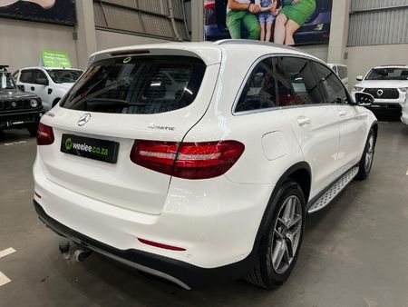2019-Mercedes-Benz-GLC-220d-4Matic_6