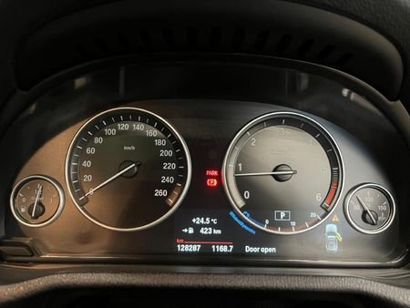 2017-BMW-X3-xDrive30d-M-Sport-Auto_10