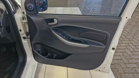 2020-Ford-Figo-Freestyle-15Ti-VCT-Trend-5-dr_16